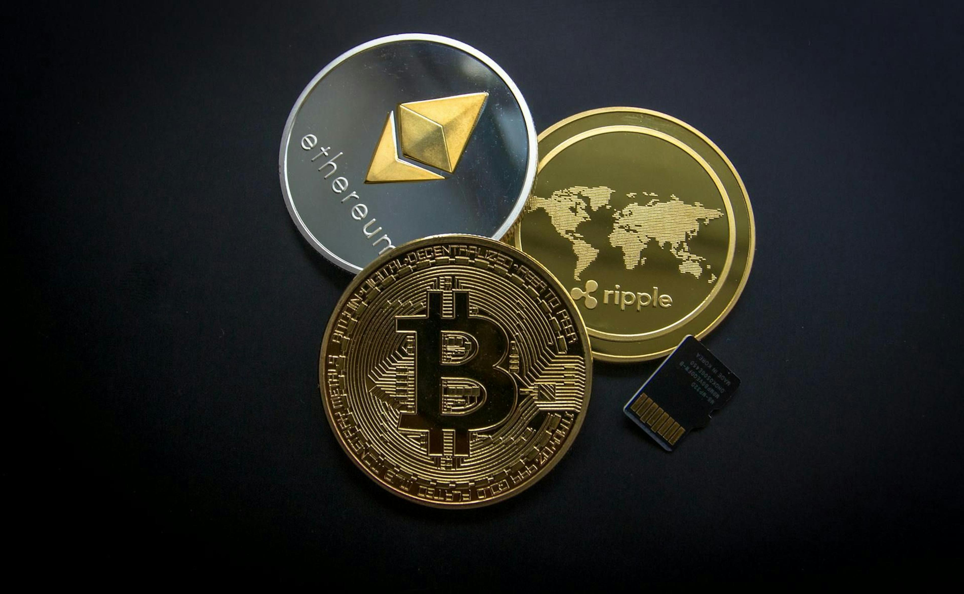 Gov Tracking Crypto